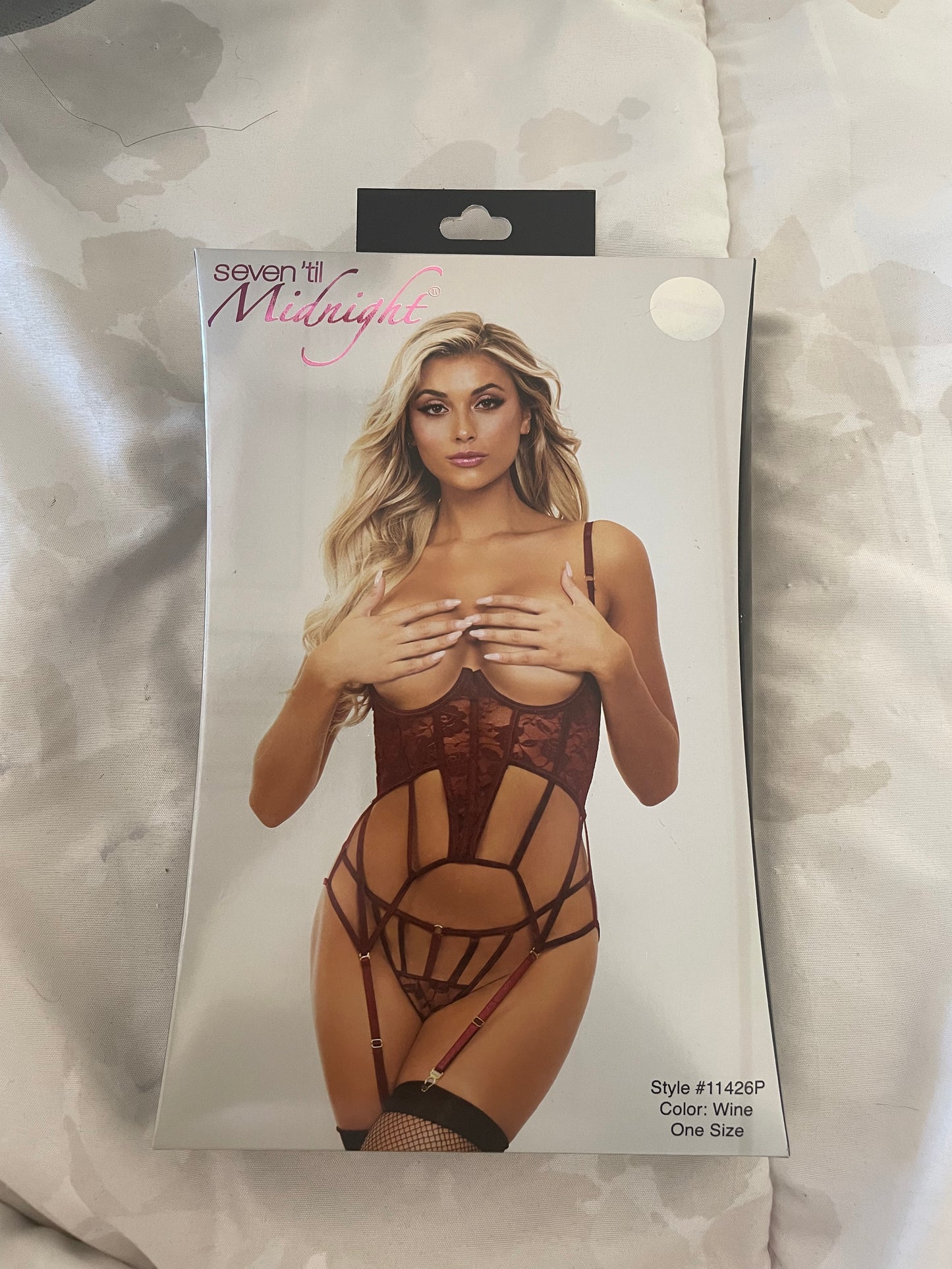 Super Sexy Bustier w/G-String Wine