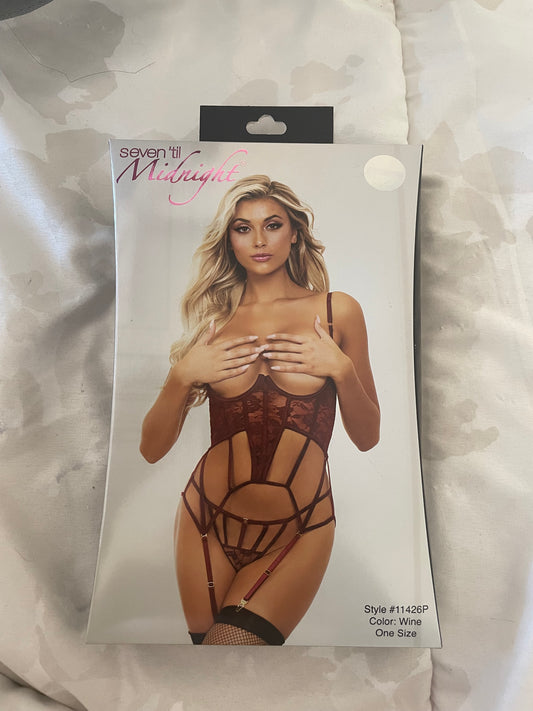 Super Sexy Bustier w/G-String Wine