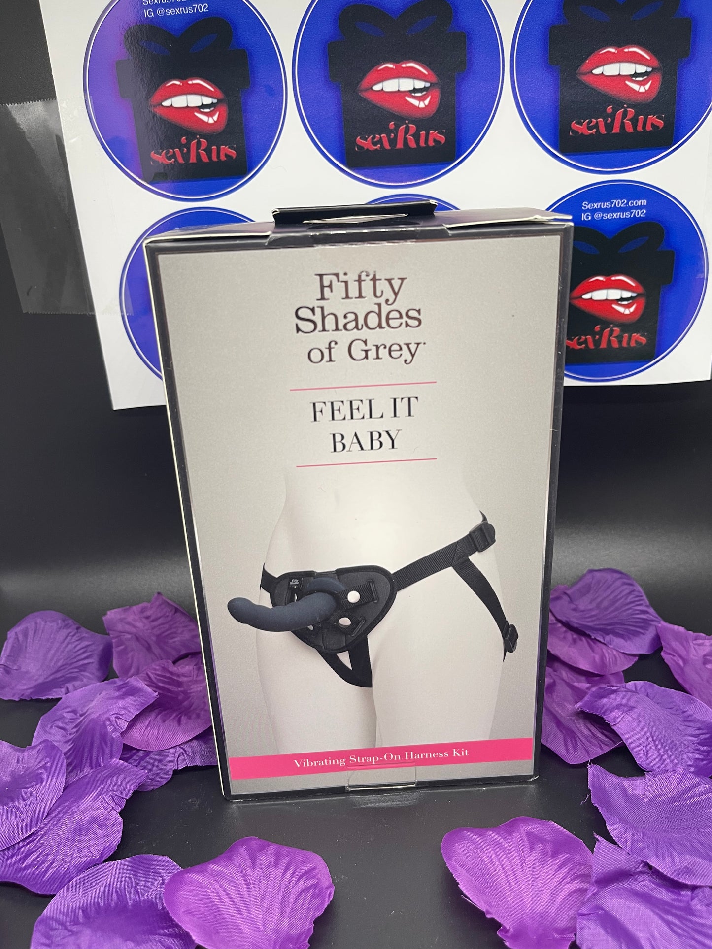 Feel it Baby Vibrating Strap-On Kit